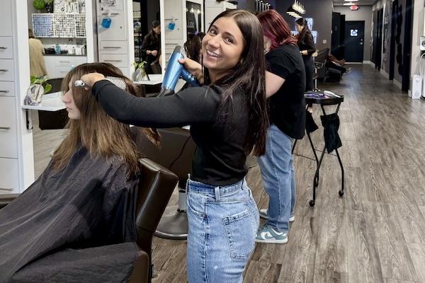 Marissa - Naples Hairdresser at Salon Mulberry